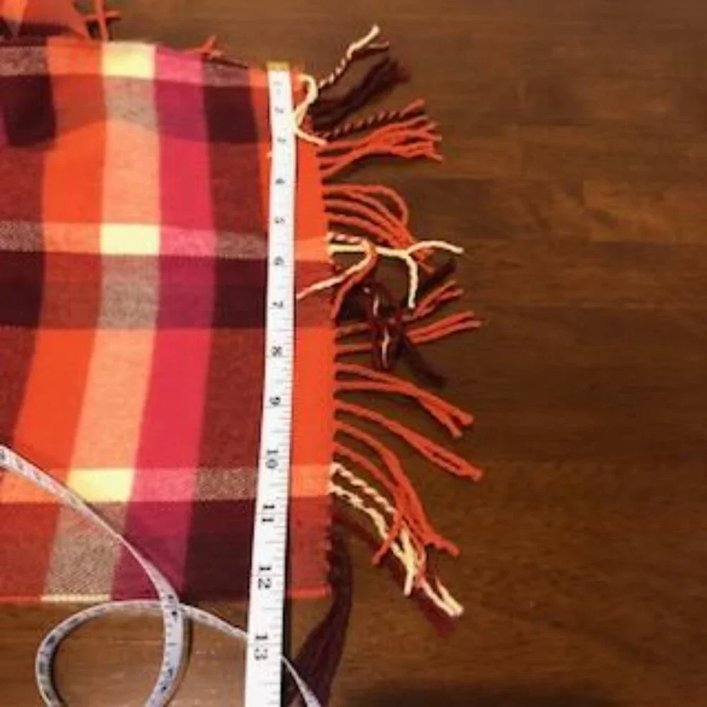 Cashmere Plaid Unisex Scarf Made in Scotland Pre-Owned.